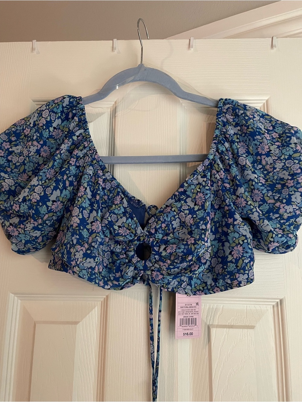 wild fable Blue Floral Puff-Sleeve Tie-Front Crop Top